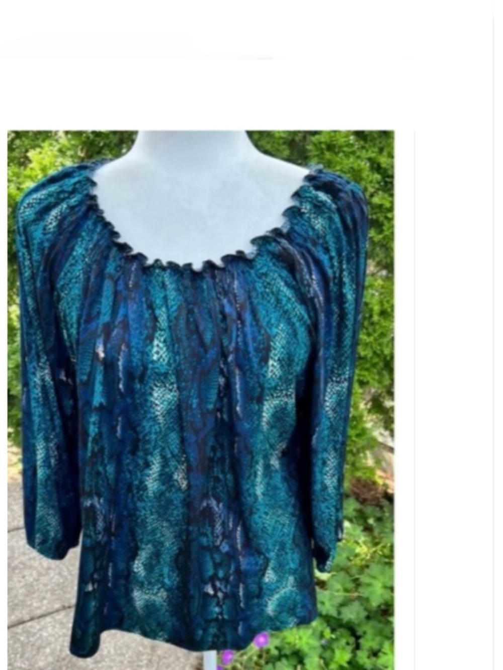 Vintage ‘90s Snake skin print blouse & on or off shoulders- teal blue